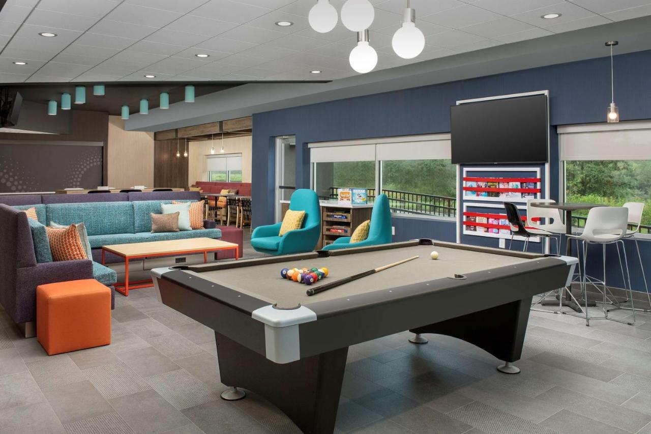 Tru By Hilton Charlotte Airport Lake Pointe Екстериор снимка